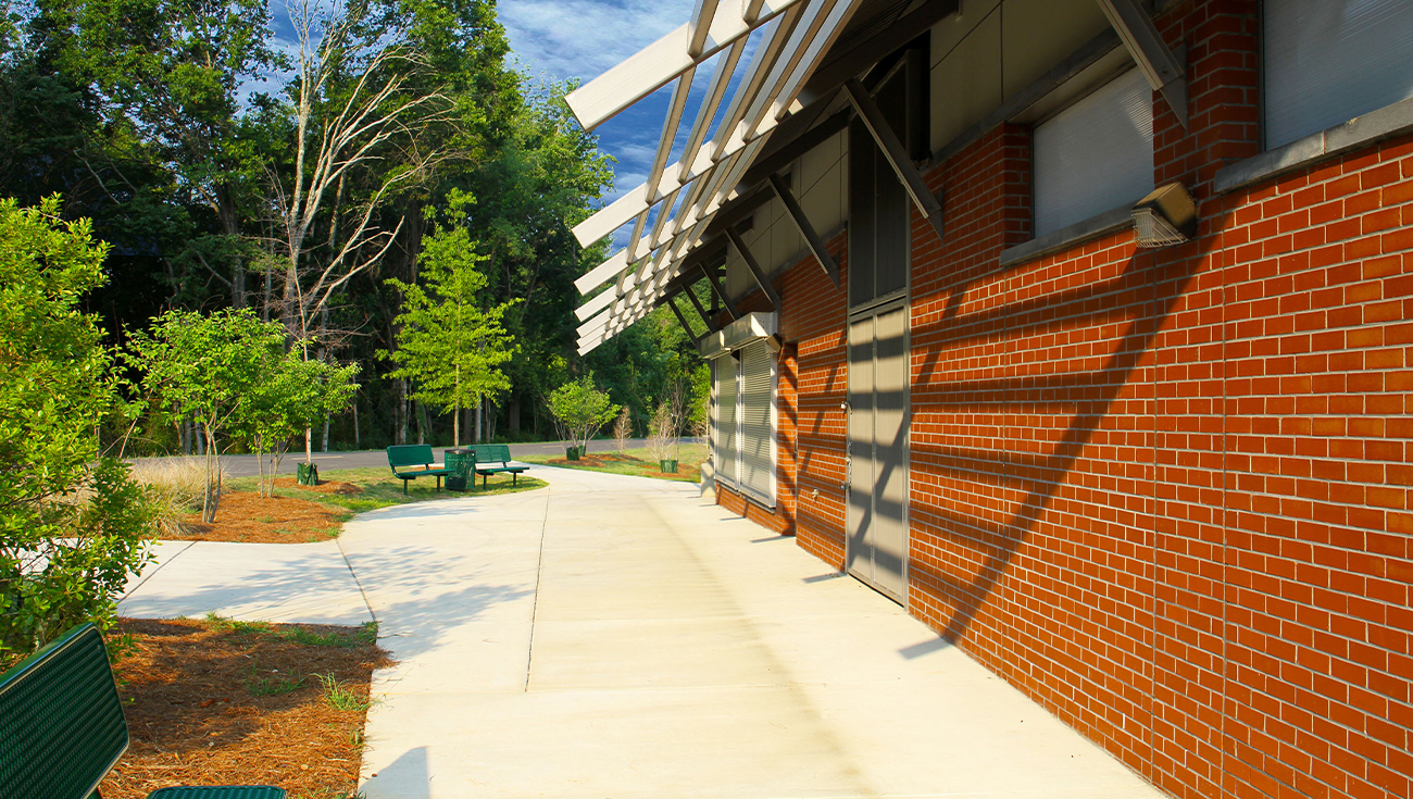 urban-gro Projects | Rails to Trails Center